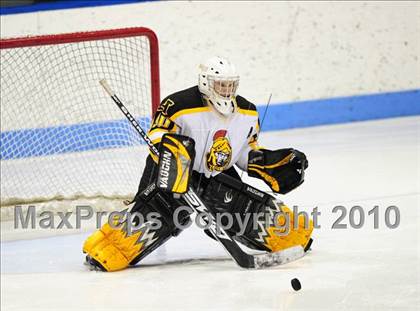 Thumbnail 3 in Trumbull vs. Amity (CIAC Division 2 Semifinal) photogallery.