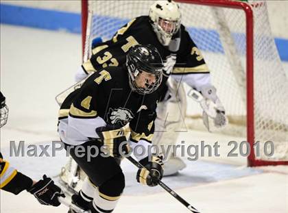 Thumbnail 1 in Trumbull vs. Amity (CIAC Division 2 Semifinal) photogallery.