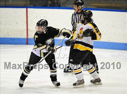 Thumbnail 3 in Trumbull vs. Amity (CIAC Division 2 Semifinal) photogallery.