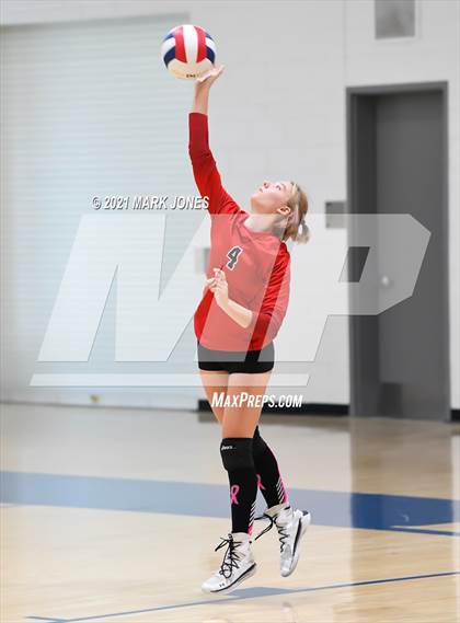 Thumbnail 3 in Phoenix Country Day vs. Tonopah Valley (JV) photogallery.