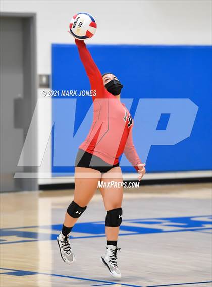 Thumbnail 3 in Phoenix Country Day vs. Tonopah Valley (JV) photogallery.