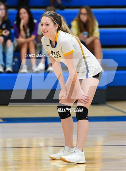 Thumbnail 1 in Phoenix Country Day vs. Tonopah Valley (JV) photogallery.