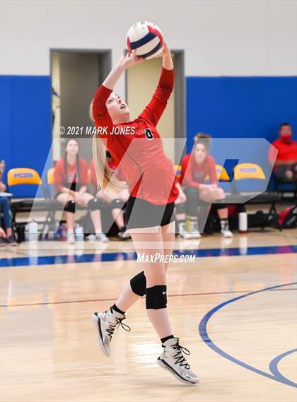 Thumbnail 1 in Phoenix Country Day vs. Tonopah Valley (JV) photogallery.