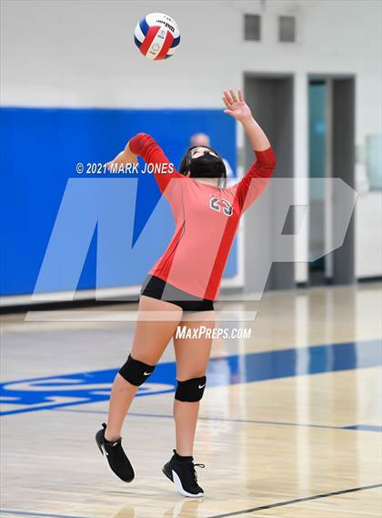 Thumbnail 3 in Phoenix Country Day vs. Tonopah Valley (JV) photogallery.