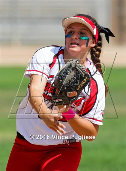 Thumbnail 3 in Grand Terrace @ Burroughs (CIF SS D3 Semifinal) photogallery.