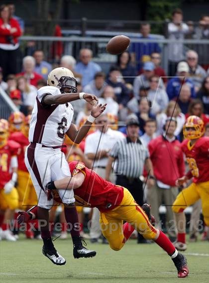 Thumbnail 3 in Iona Prep @ Chaminade photogallery.