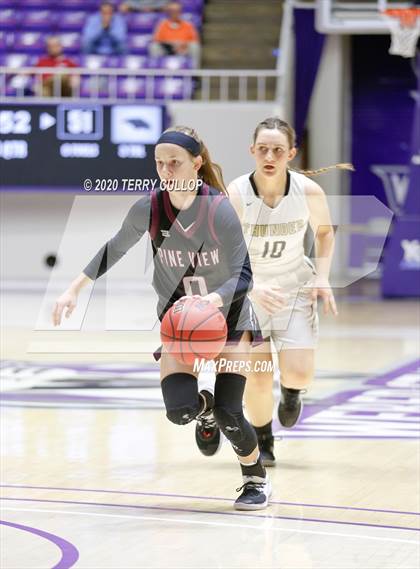 Thumbnail 3 in Pine View vs. Desert Hills (UHSAA 4A Semifinal) photogallery.