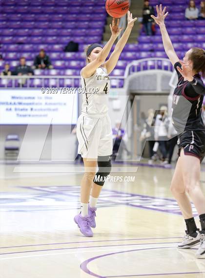 Thumbnail 2 in Pine View vs. Desert Hills (UHSAA 4A Semifinal) photogallery.