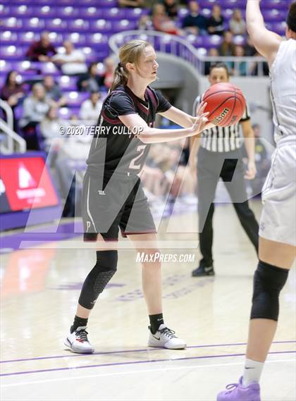 Thumbnail 2 in Pine View vs. Desert Hills (UHSAA 4A Semifinal) photogallery.