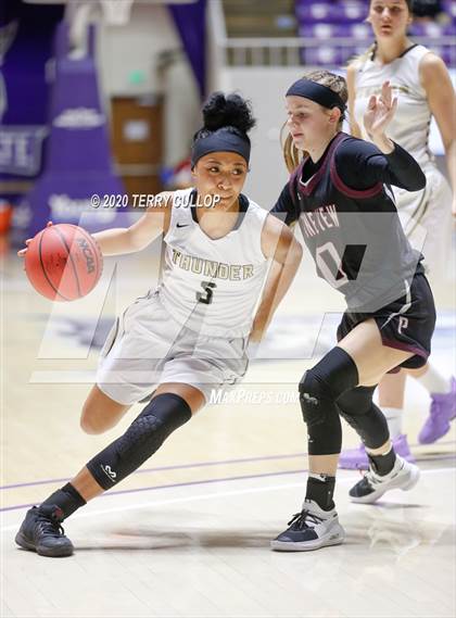 Thumbnail 3 in Pine View vs. Desert Hills (UHSAA 4A Semifinal) photogallery.