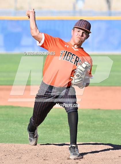 Thumbnail 1 in La Junta @ O'Connor (Coach Bob) photogallery.