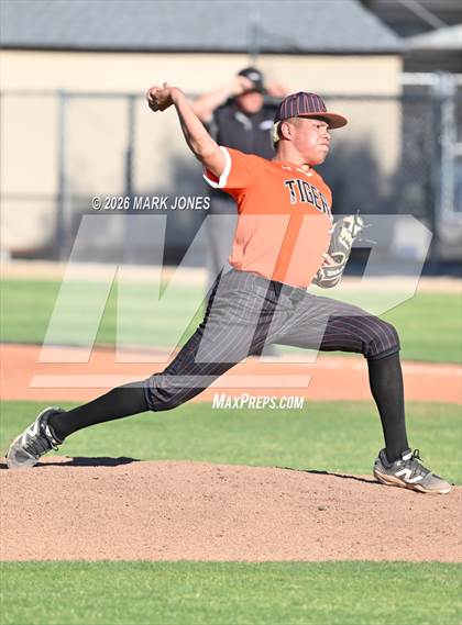 Thumbnail 3 in La Junta @ O'Connor (Coach Bob) photogallery.