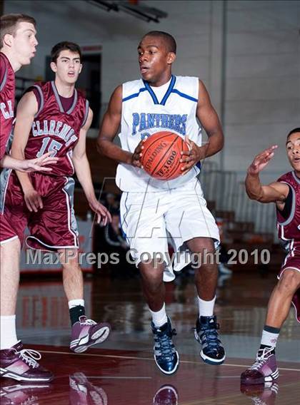Thumbnail 3 in Claremont vs. Diamond Ranch (Orange Holiday Classic) photogallery.