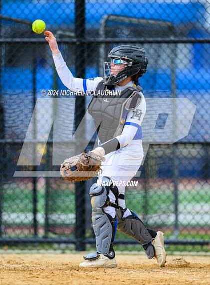 Thumbnail 2 in Massapequa @ East Meadow photogallery.