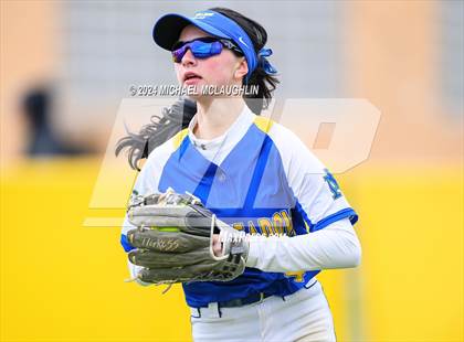 Thumbnail 2 in Massapequa @ East Meadow photogallery.