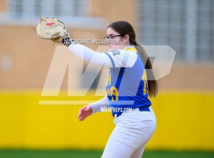 Thumbnail 1 in Massapequa @ East Meadow photogallery.