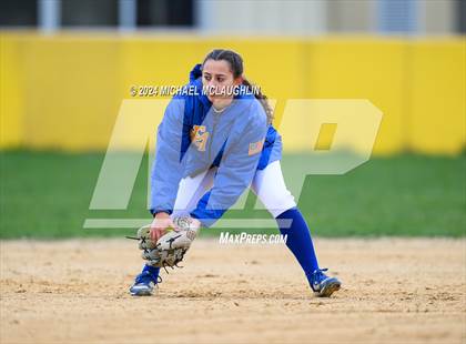 Thumbnail 2 in Massapequa @ East Meadow photogallery.