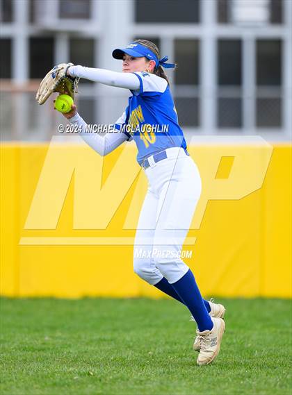 Thumbnail 2 in Massapequa @ East Meadow photogallery.