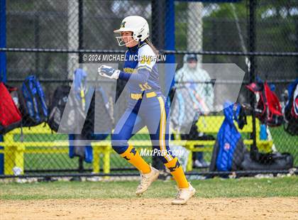 Thumbnail 2 in Massapequa @ East Meadow photogallery.