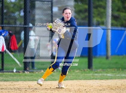 Thumbnail 2 in Massapequa @ East Meadow photogallery.