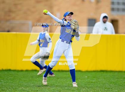 Thumbnail 2 in Massapequa @ East Meadow photogallery.