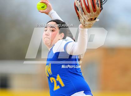 Thumbnail 3 in Massapequa @ East Meadow photogallery.