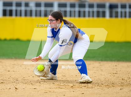 Thumbnail 2 in Massapequa @ East Meadow photogallery.