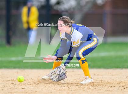 Thumbnail 2 in Massapequa @ East Meadow photogallery.