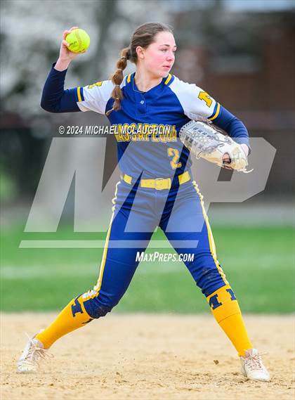Thumbnail 2 in Massapequa @ East Meadow photogallery.