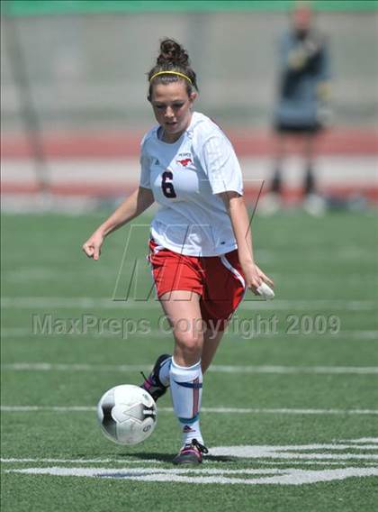 Thumbnail 1 in Pearce vs. Longview (Class 4A, Region II Finals) photogallery.