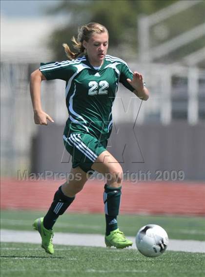 Thumbnail 1 in Pearce vs. Longview (Class 4A, Region II Finals) photogallery.