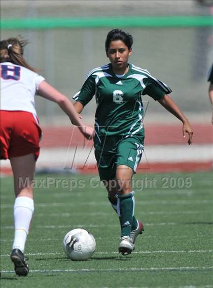 Thumbnail 2 in Pearce vs. Longview (Class 4A, Region II Finals) photogallery.