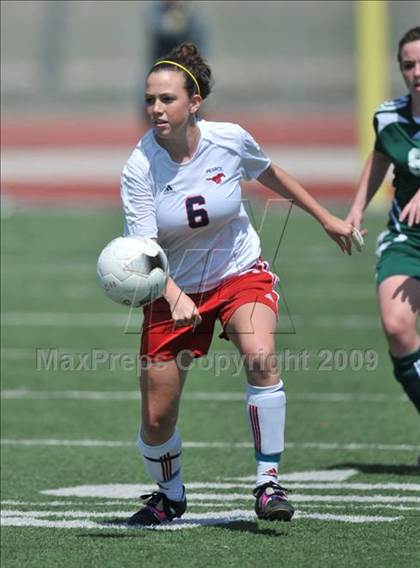 Thumbnail 2 in Pearce vs. Longview (Class 4A, Region II Finals) photogallery.