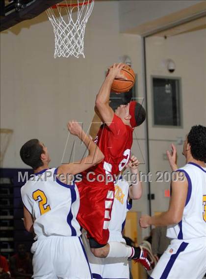 Thumbnail 1 in Warwick vs. North Rockland (Warwick Valley Coaches vs. Cancer Tip-Off Classic) photogallery.