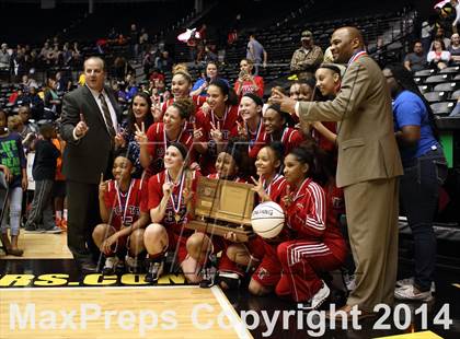 Thumbnail 2 in Maize vs. South (KSHSAA 6A Final) photogallery.