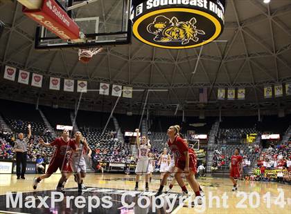 Thumbnail 3 in Maize vs. South (KSHSAA 6A Final) photogallery.