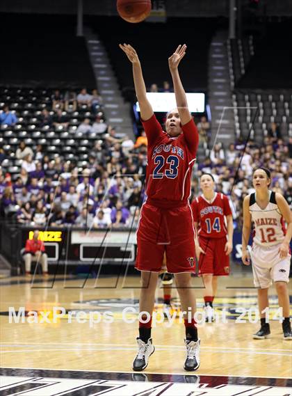 Thumbnail 3 in Maize vs. South (KSHSAA 6A Final) photogallery.