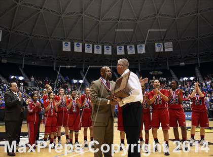 Thumbnail 1 in Maize vs. South (KSHSAA 6A Final) photogallery.