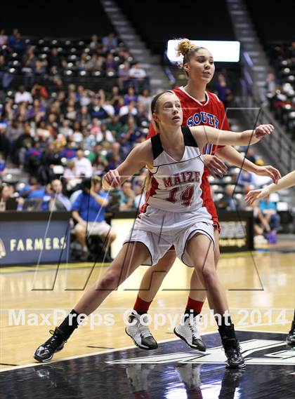 Thumbnail 3 in Maize vs. South (KSHSAA 6A Final) photogallery.