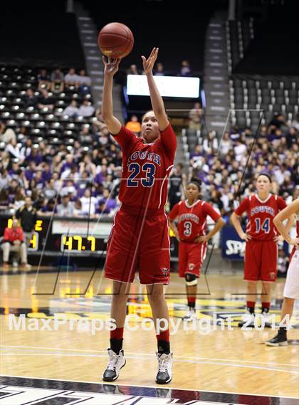 Thumbnail 1 in Maize vs. South (KSHSAA 6A Final) photogallery.