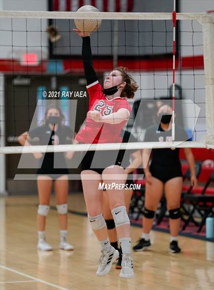 Thumbnail 2 in Stockton Christian @ Sacramento Country Day (CIF SJS D6 Playoff) photogallery.