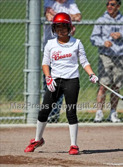 Thumbnail 2 in Arvin vs Frazier Mountain (Mira Monte Invitational) photogallery.