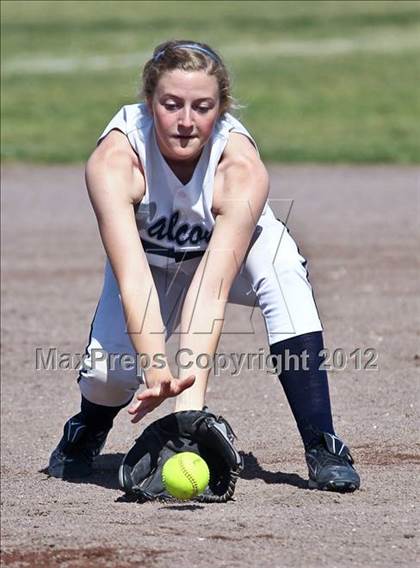 Thumbnail 1 in Arvin vs Frazier Mountain (Mira Monte Invitational) photogallery.