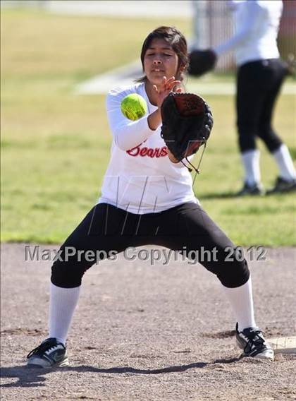 Thumbnail 1 in Arvin vs Frazier Mountain (Mira Monte Invitational) photogallery.