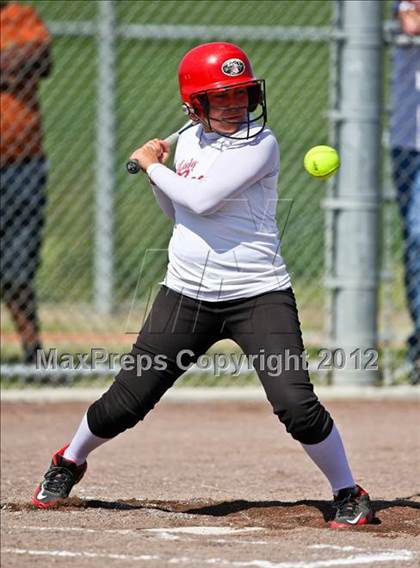 Thumbnail 3 in Arvin vs Frazier Mountain (Mira Monte Invitational) photogallery.