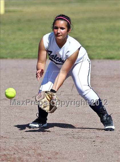Thumbnail 1 in Arvin vs Frazier Mountain (Mira Monte Invitational) photogallery.