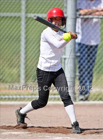 Thumbnail 3 in Arvin vs Frazier Mountain (Mira Monte Invitational) photogallery.