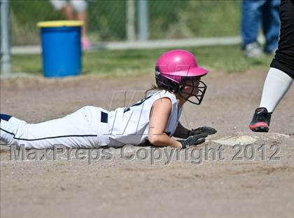 Thumbnail 3 in Arvin vs Frazier Mountain (Mira Monte Invitational) photogallery.