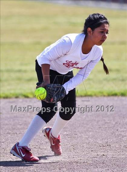 Thumbnail 3 in Arvin vs Frazier Mountain (Mira Monte Invitational) photogallery.