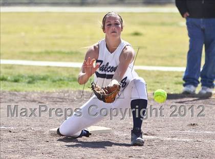 Thumbnail 2 in Arvin vs Frazier Mountain (Mira Monte Invitational) photogallery.